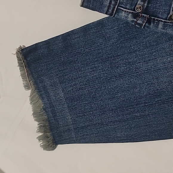 FREE PEOPLE Distressed Cropped Capri Jeans Low Rise Size W28 - Picture 8 of 17